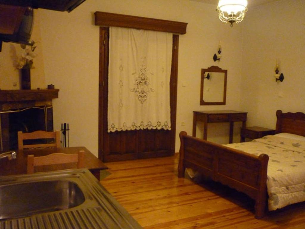 Archontiko Christodoulou Aparthotel Vronterón Buitenkant foto